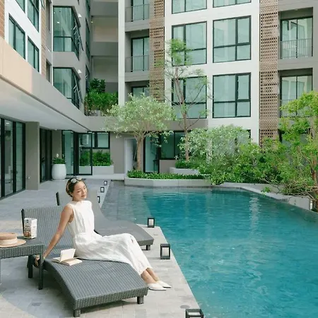 Maxxi Prime Ratchada - Sutthisan Near Jodfair Market